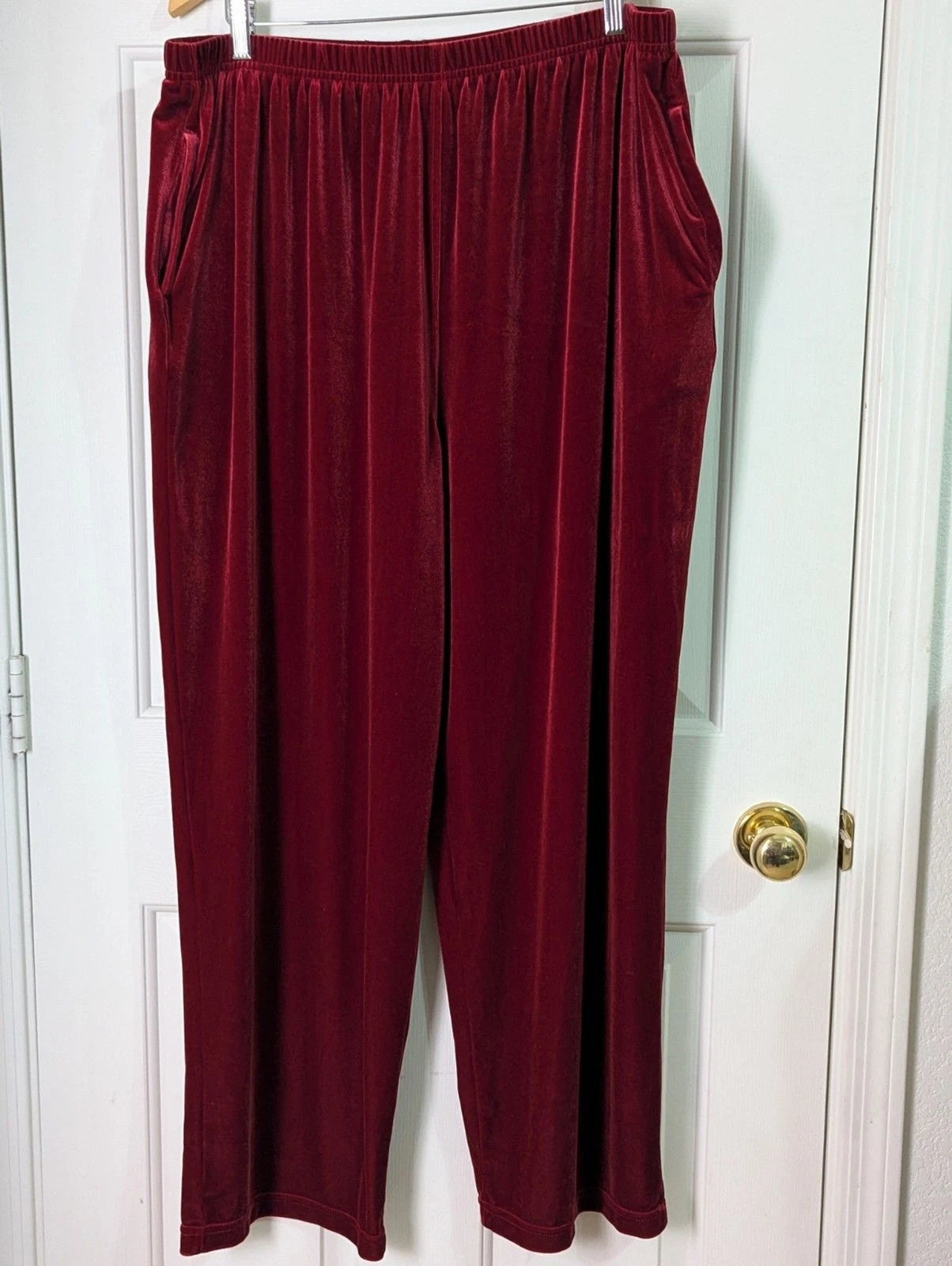 VTG Preview International Women's Velour Track Suit 3X Red Stretch V-Neck with Pockets