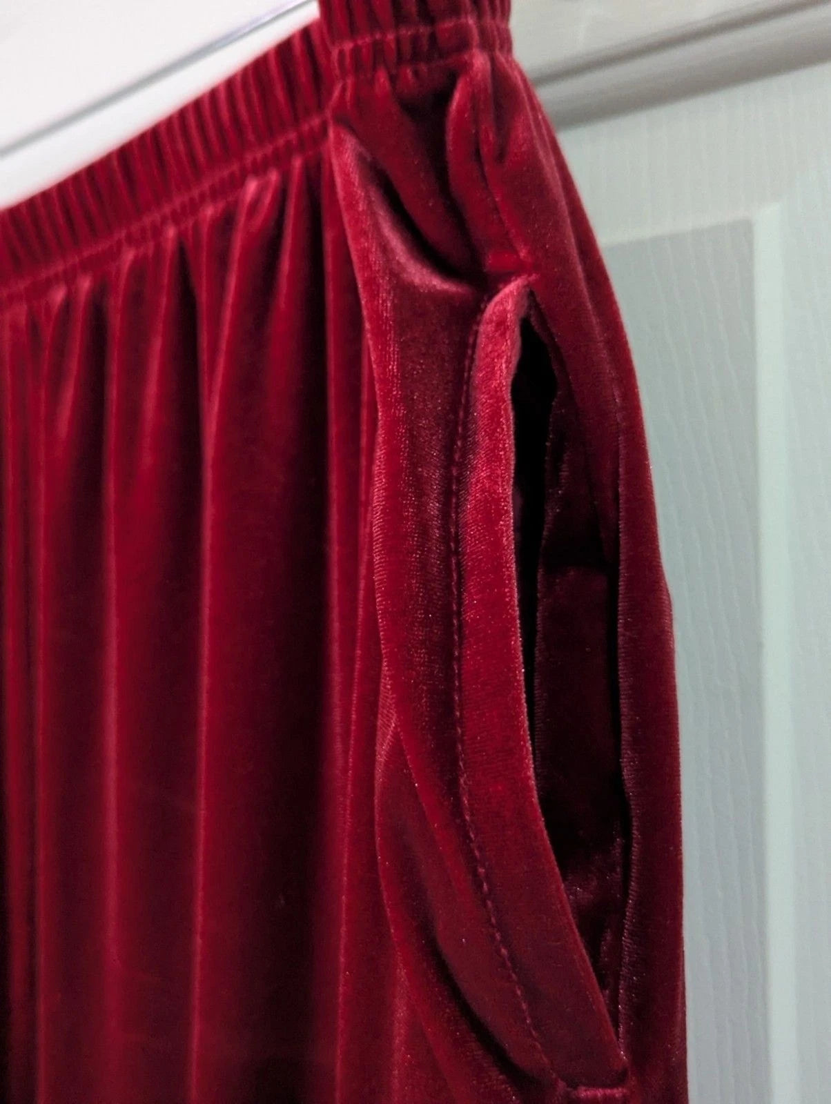 VTG Preview International Women's Velour Track Suit 3X Red Stretch V-Neck with Pockets